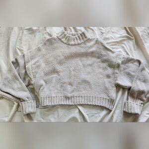 EUC Urban Outfitters Cozy Cream Women's Sweater Medium